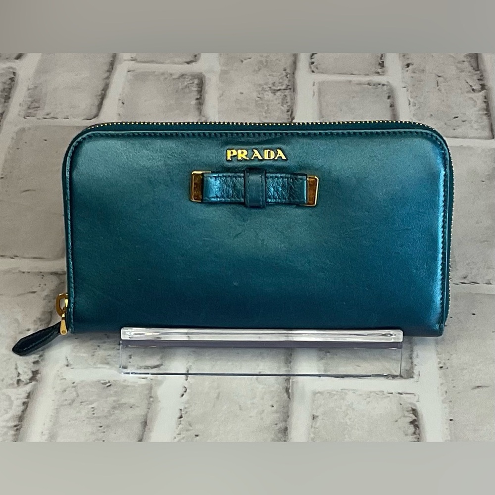 PRADA Portamon Fiocco Leather Long Wallet - GUC